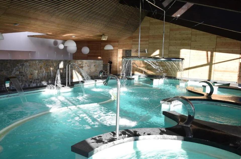Chalet Pres Des Pistes Avec Vue Panoramique 莱桑格勒 外观 照片