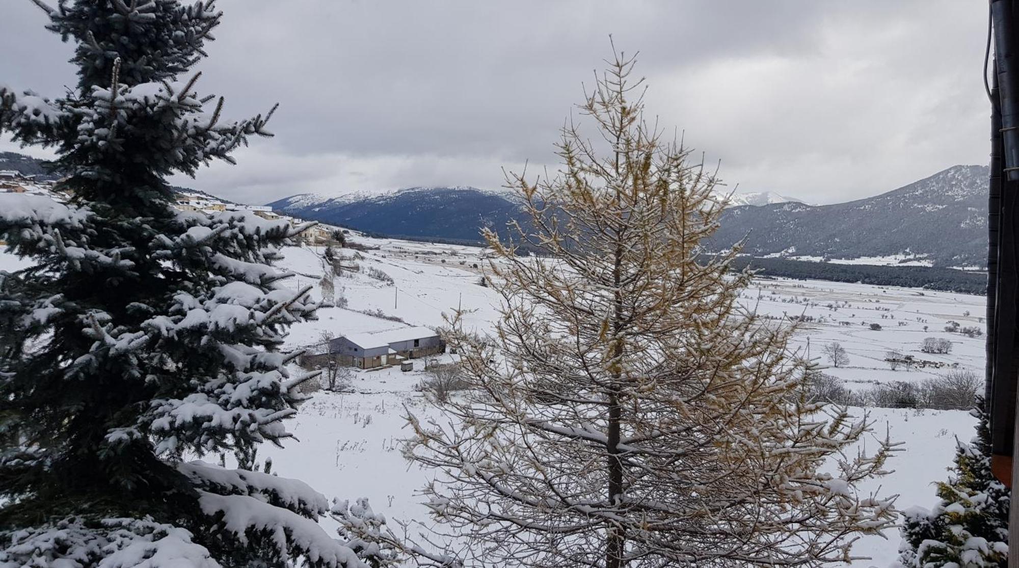 Chalet Pres Des Pistes Avec Vue Panoramique 莱桑格勒 外观 照片